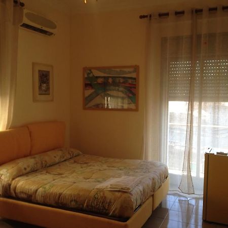 B&B Bordighiera 卡塔尼亚 外观 照片