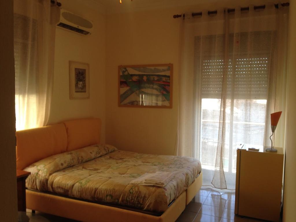 B&B Bordighiera 卡塔尼亚 外观 照片
